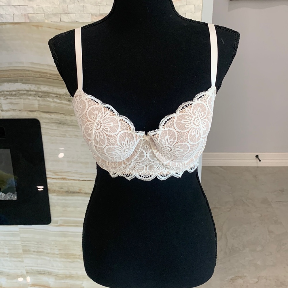 Aerie 34D Cream‎ Lace Bra.